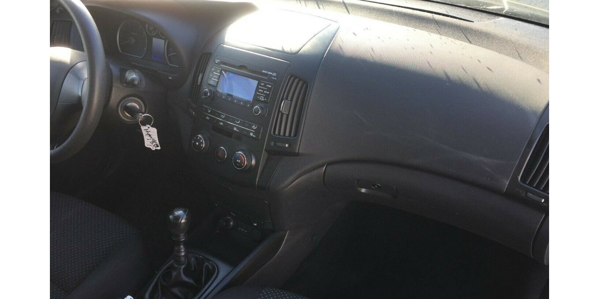 Hyundai i30 Kombi,Edition, Klima ! 189.000 km 3.900 &euro; Himmelkron 95502