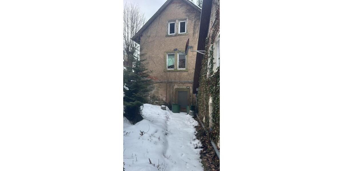 Mehrfamilienhaus, Wohnhaus Bad Berneck im Fichtelgebirge - 14 Zimmer, 205 m&sup2;, 120.000&euro; | Angebot:25550425