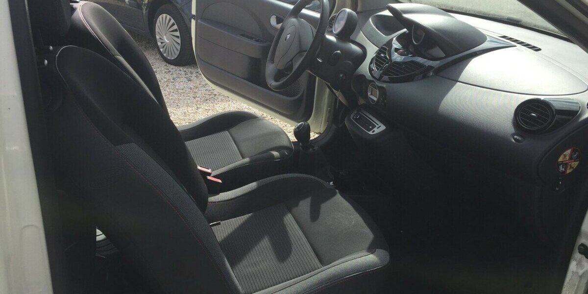 Renault Twingo Liberty,Klima,Alu,usw.! 128.000 km 4.500 &euro; Himmelkron 95502