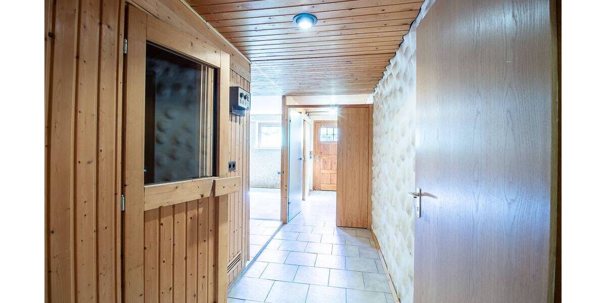 Einfamilienhaus Eckersdorf - 7 Zimmer, 175 m&sup2;, 478.000&euro; | Angebot:26501286