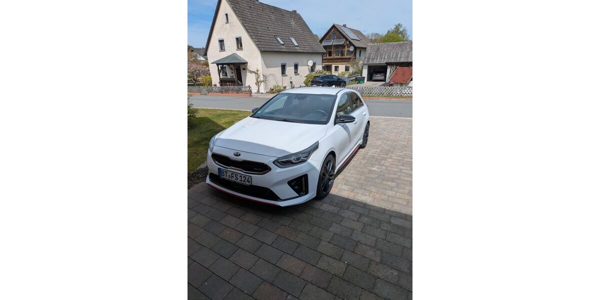 Kia ceed / Ceed 108.000 km 15.700 &euro; Prebitz 95473