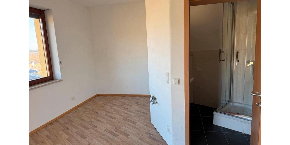 Etagenwohnung Mainleus - 2 Zimmer, 65 m&sup2;, 520&euro; | Angebot:26337864