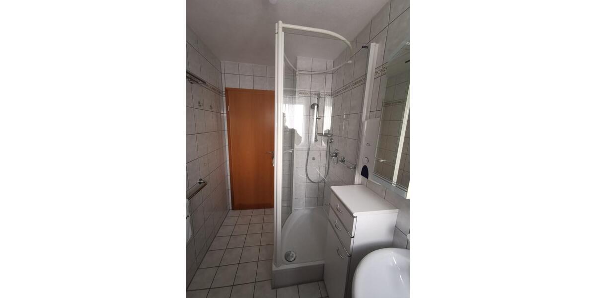 Erdgeschoßwohnung Eckersdorf - 2 Zimmer, 65 m&sup2;, 670&euro; | Angebot:25972987