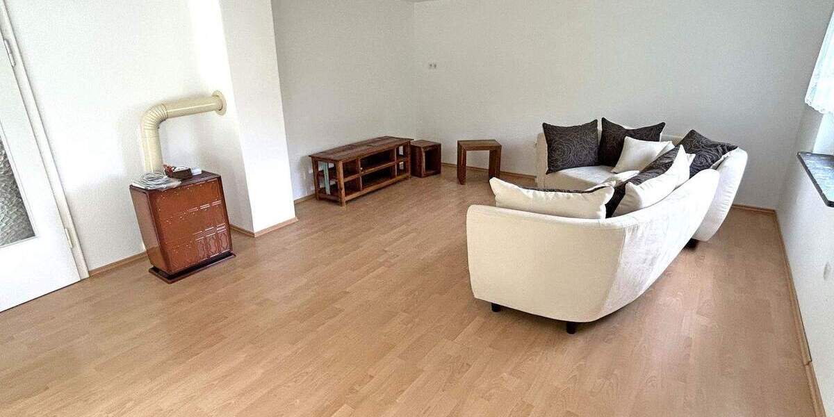 Mehrfamilienhaus, Wohnhaus Kulmbach Petzmannsberg - 8 Zimmer, 160 m&sup2;, 139.000&euro; | Angebot:25707331