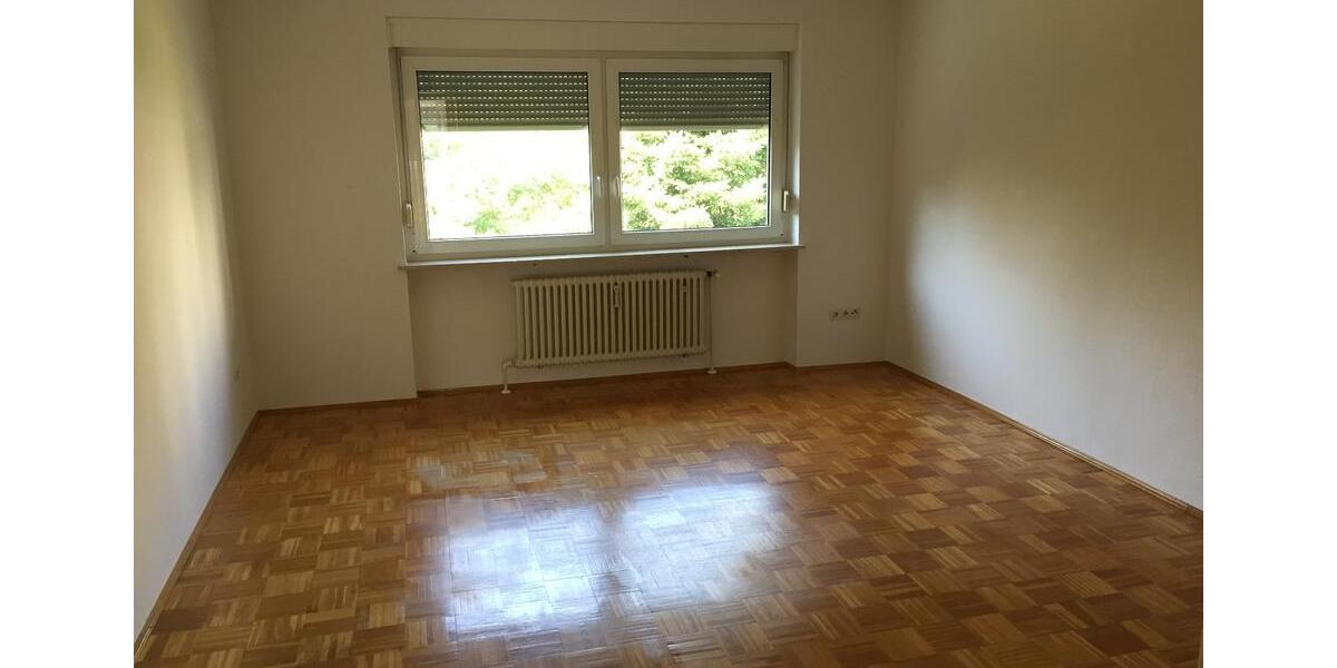 Etagenwohnung Bayreuth Meyernberg - 3 Zimmer, 68 m&sup2;, 850&euro; | Angebot:26030571