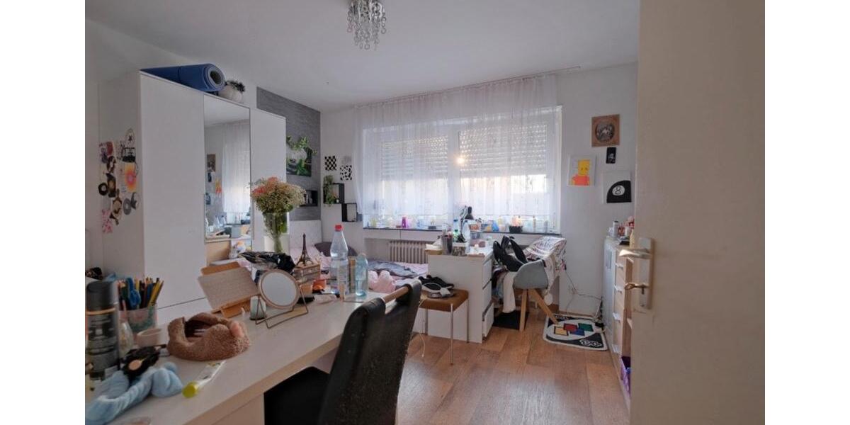 Erdgeschoßwohnung Bayreuth Bernecker Straße / Insel / Riedelsberg - 4 Zimmer, 87 m&sup2;, 230.000&euro; | Angebot:26124083