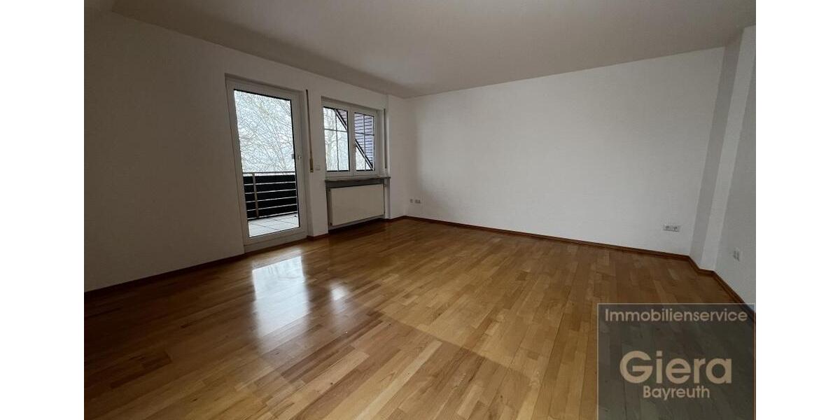 Etagenwohnung Neudrossenfeld - 3 Zimmer, 107 m&sup2;, 1.200&euro; | Angebot:25304925