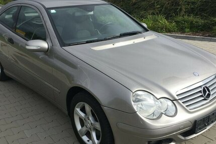 Mercedes-Benz C 180 Kompressor,Autom,Temp,Klima,gut.Zust.! 189.700 km 5.990 &euro; Himmelkron 95502
