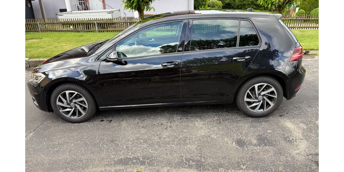 VW Golf 138.900 km 12.490 &euro; Kemnath 95478
