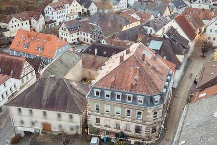 Haus Bad Berneck im Fichtelgebirge - 18 Zimmer, 465 m&sup2;, 255.000&euro; | Angebot:26166569