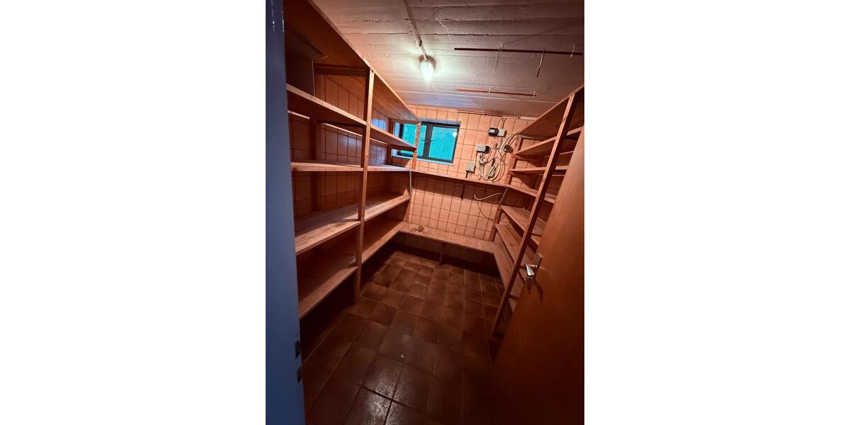 Mehrfamilienhaus, Wohnhaus Speichersdorf - 8 Zimmer, 240 m&sup2;, 495.000&euro; | Angebot:26145134