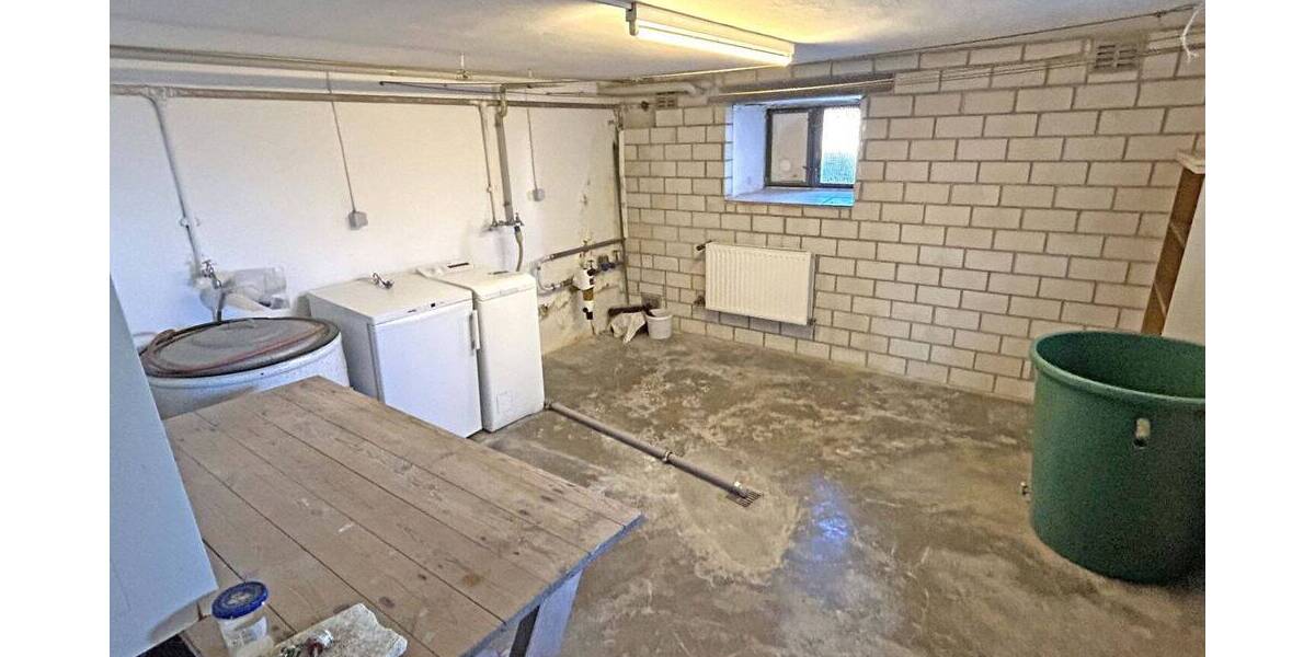 Mehrfamilienhaus, Wohnhaus Marktleugast - 6 Zimmer, 157 m&sup2;, 119.000&euro; | Angebot:26161307