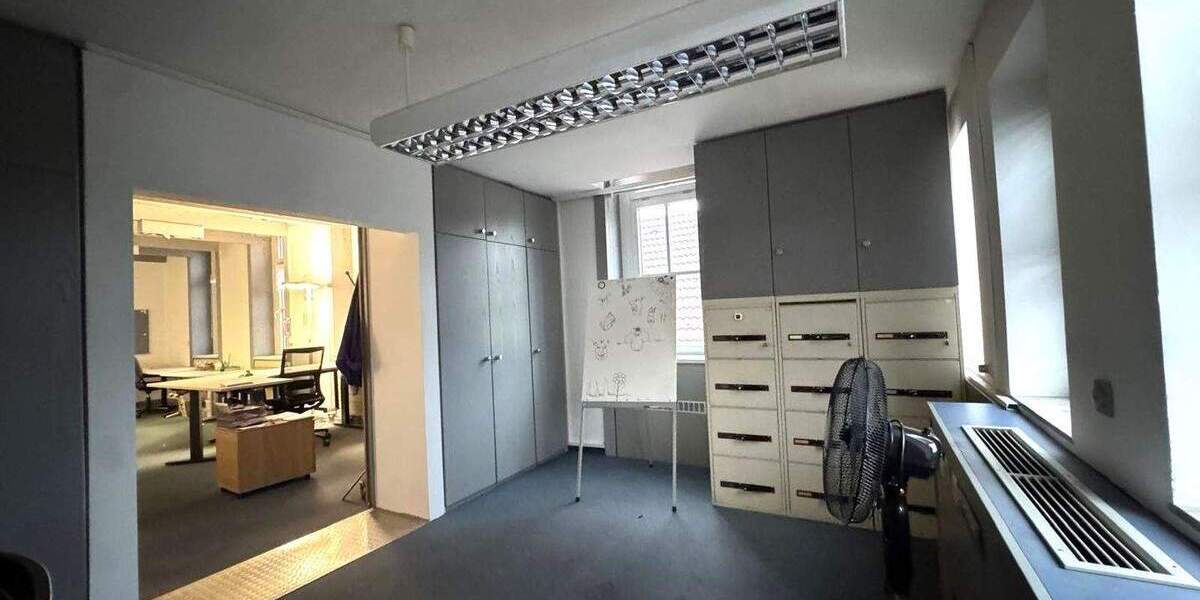 Gewerbeobjekt Bindlach - 8 Zimmer, 265 m&sup2;, 1.500&euro; | Angebot:25768276