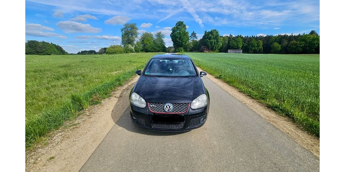 VW Golf 149.000 km 7.250 &euro; Plankenfels 95515