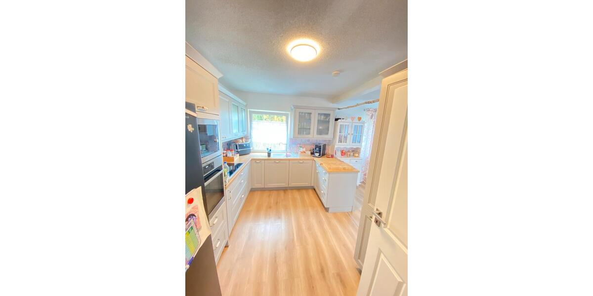 Einfamilienhaus Eschenbach in der Oberpfalz - 7 Zimmer, 186 m&sup2;, 539.000&euro; | Angebot:25047431