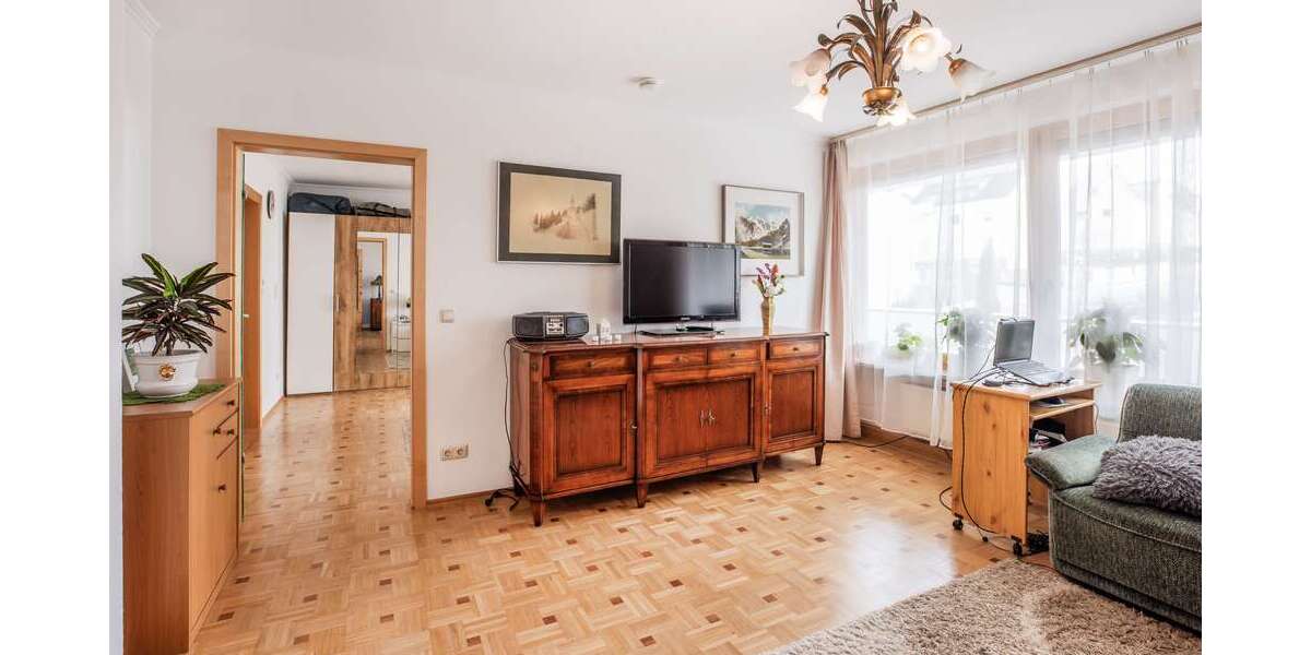 Etagenwohnung Kulmbach Blaich - 2 Zimmer, 76 m&sup2;, 240.000&euro; | Angebot:23792797