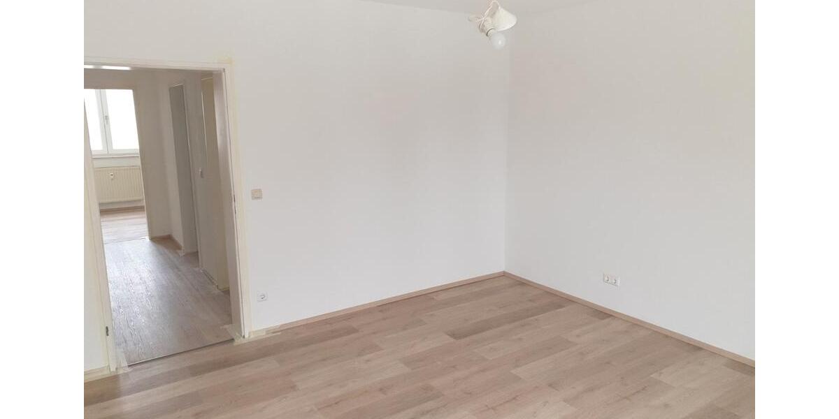 Etagenwohnung Speichersdorf - 3 Zimmer, 80 m&sup2;, 190.000&euro; | Angebot:25989010