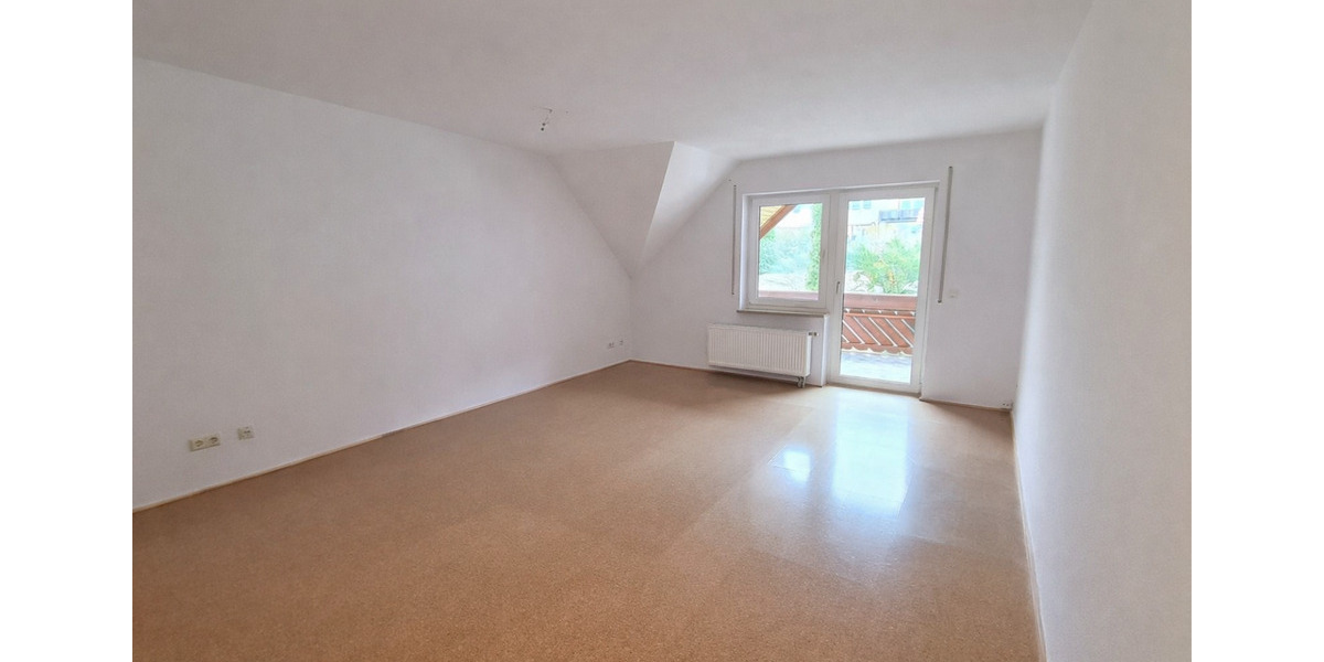 Dachgeschoßwohnung Weismain - 4 Zimmer, 88 m&sup2;, 205.000&euro; | Angebot:24733892
