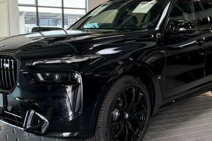 BMW X7 M60 18.000 km 117.599 &euro; Bayreuth 95447