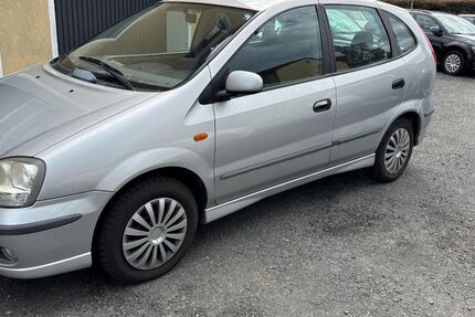 Nissan Almera 99.800 km 1.499 &euro; Bayreuth 95447