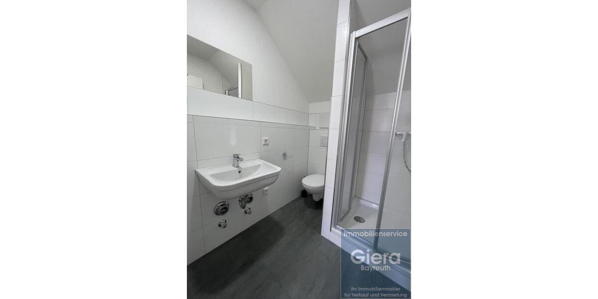 Etagenwohnung Bayreuth City - 1 Zimmer, 29 m&sup2;, 330&euro; | Angebot:24704512