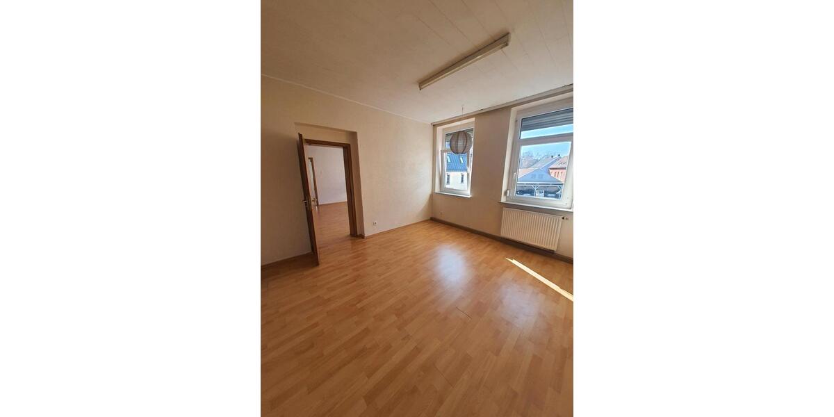 Etagenwohnung Kulmbach Blaich - 5 Zimmer, 1 m&sup2;, 1.000&euro; | Angebot:25759681