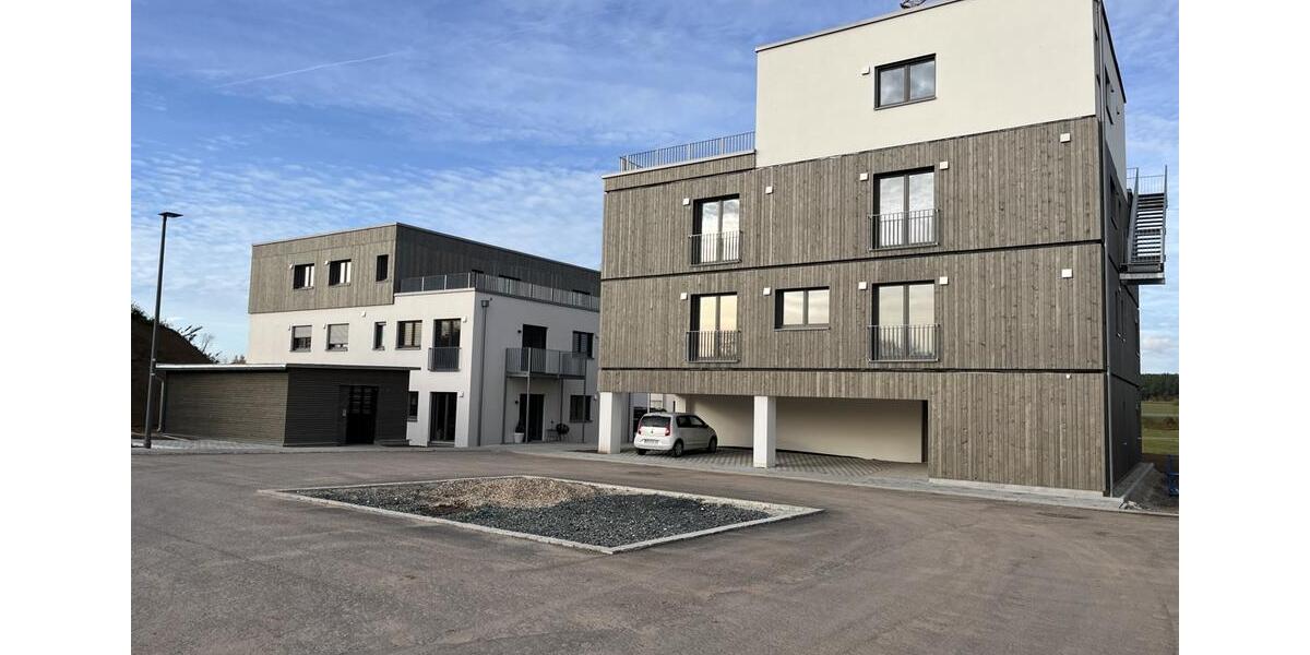 Etagenwohnung Speichersdorf - 4 Zimmer, 139 m&sup2;, 1.321&euro; | Angebot:25342550
