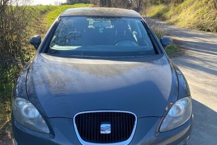 Seat Leon 199.700 km 2.650 &euro; Hollfeld 96142