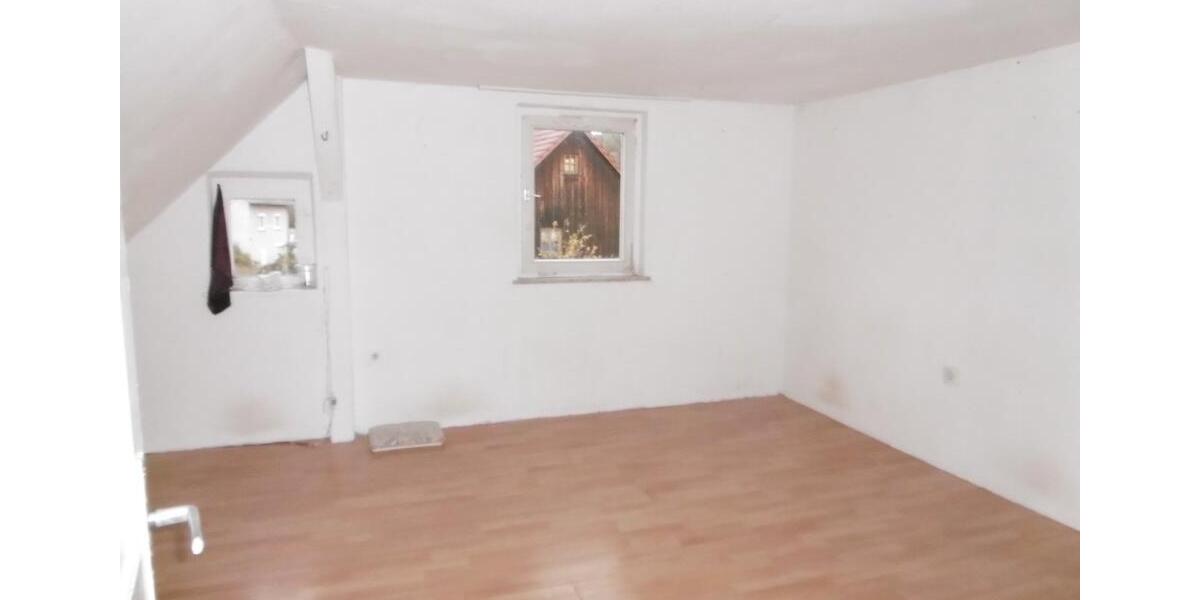 Einfamilienhaus Mainleus - 7 Zimmer, 165 m&sup2;, 174.000&euro; | Angebot:26890330