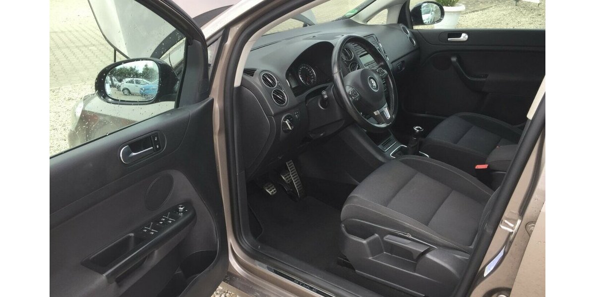 VW Golf Plus Style,Klimaaut.,Sitzh.,Temp.,Tüv Neu! 234.000 km 4.800 &euro; Himmelkron 95502