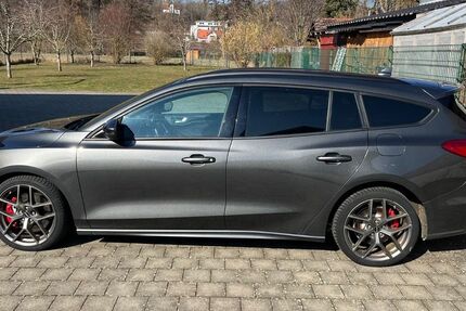 Ford Focus 84.000 km 19.500 &euro; Weismain 96260