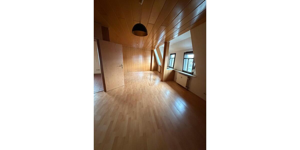 Etagenwohnung Kulmbach Blaich - 2 Zimmer, 90 m&sup2;, 1.100&euro; | Angebot:25992281