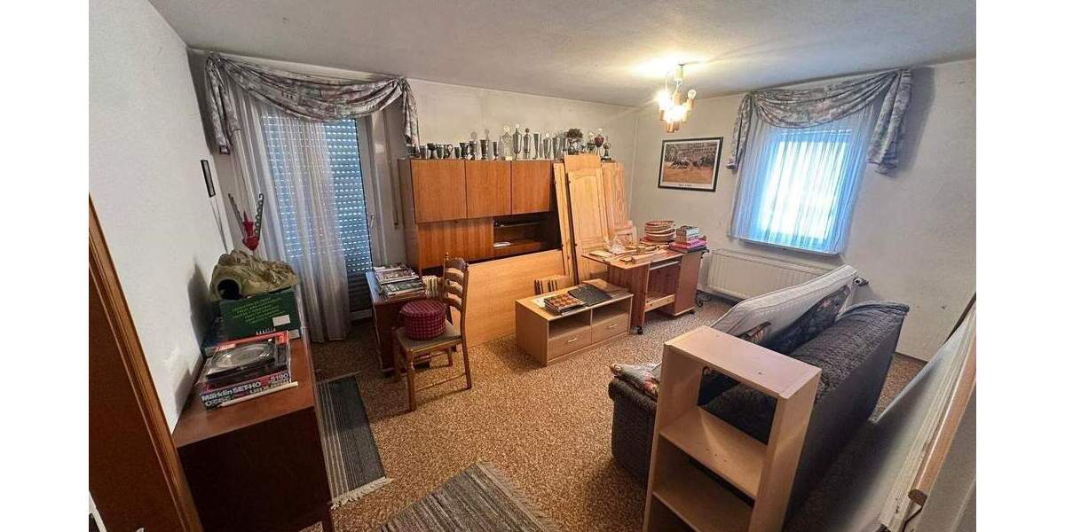 Einfamilienhaus Thurnau - 8 Zimmer, 239 m&sup2;, 249.000&euro; | Angebot:25746574