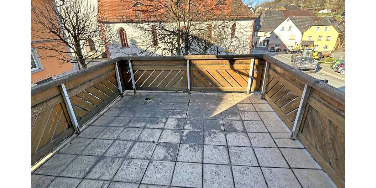 Mehrfamilienhaus, Wohnhaus Kupferberg - 9 Zimmer, 187 m&sup2;, 95.000&euro; | Angebot:25780731