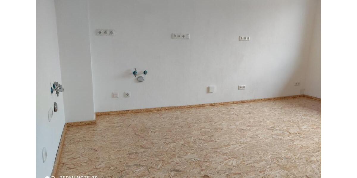 Etagenwohnung Creußen - 3 Zimmer, 92 m&sup2;, 769&euro; | Angebot:25855031