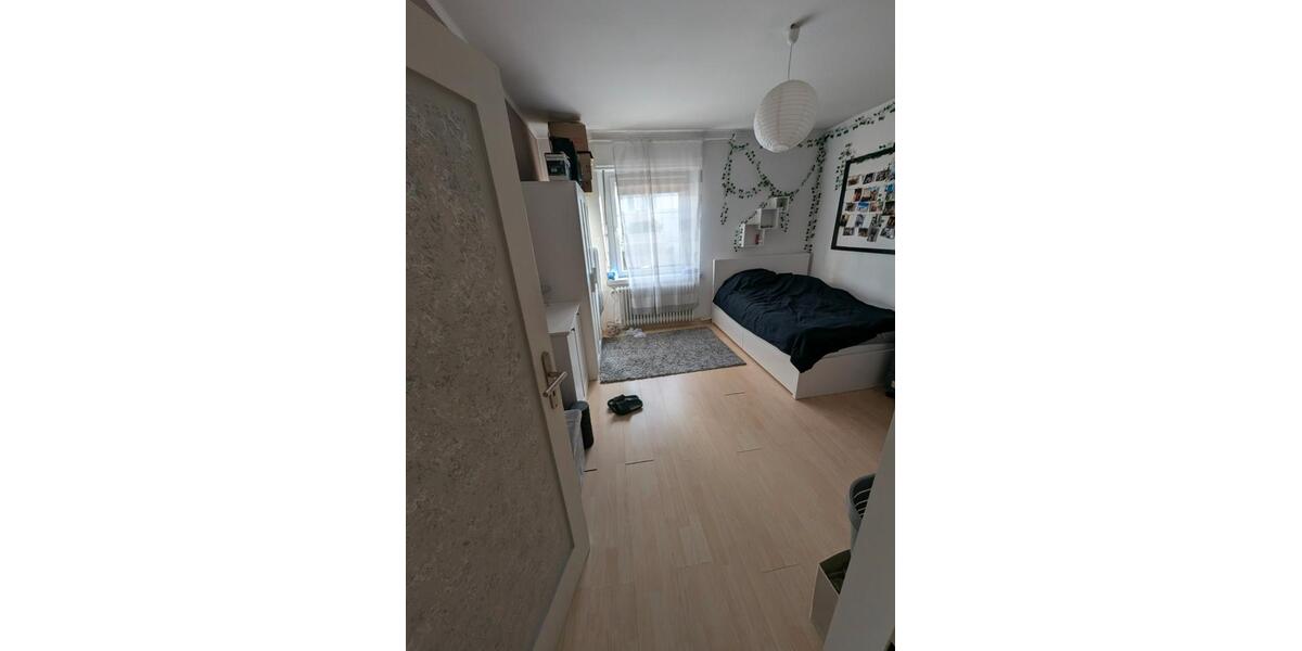 Etagenwohnung Bayreuth Altstadt - 4 Zimmer, 100 m&sup2;, 290.000&euro; | Angebot:27544070
