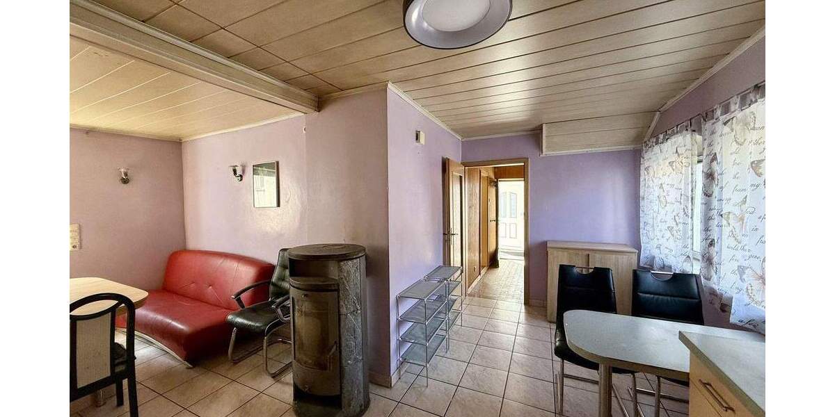 Einfamilienhaus Gößweinstein - 6 Zimmer, 126 m&sup2;, 99.000&euro; | Angebot:25906559