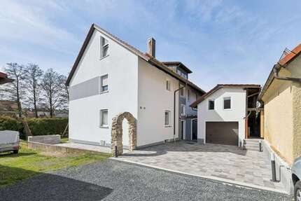 Haus Bayreuth City - 13 Zimmer, 310 m&sup2;, 675.000&euro; | Angebot:26585344