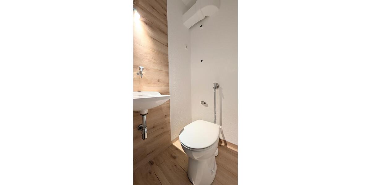 Etagenwohnung Bayreuth Altstadt - 3 Zimmer, 100 m&sup2;, 1.050&euro; | Angebot:25805901