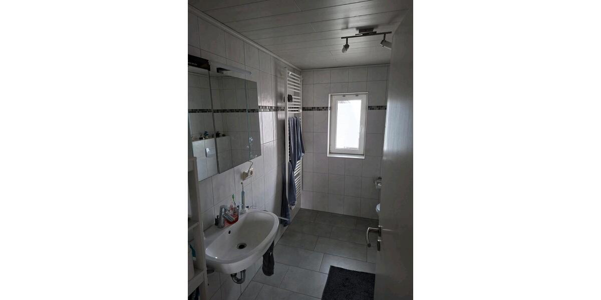 Etagenwohnung Nagel - 4 Zimmer, 90 m&sup2;, 500&euro; | Angebot:26021035