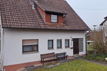 Haus Aufseß - 5 Zimmer, 129 m&sup2;, 209.000&euro; | Angebot:26121748