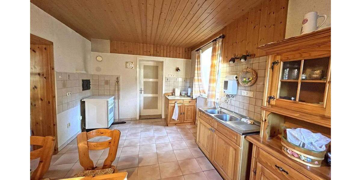 Einfamilienhaus Untersteinach - 4 Zimmer, 110 m&sup2;, 95.000&euro; | Angebot:25707325
