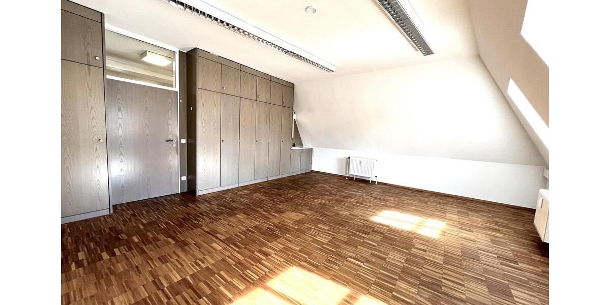 Gewerbeobjekt Bayreuth City - 2.860&euro; | Angebot:25223520