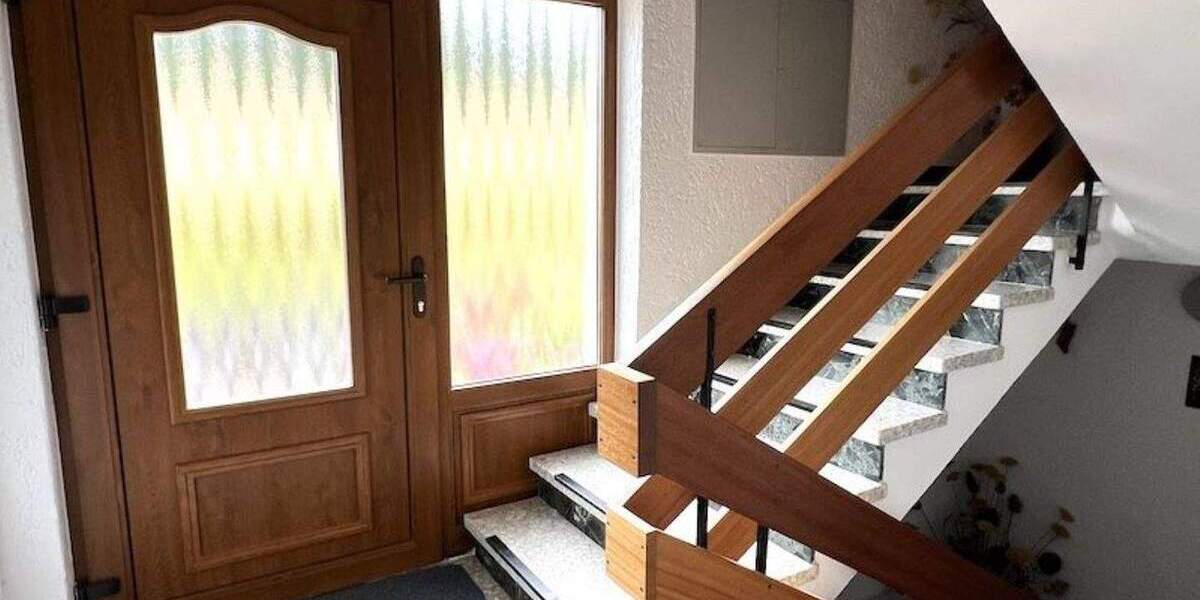 Mehrfamilienhaus, Wohnhaus Ahorntal Kirchahorn - 8 Zimmer, 183 m&sup2;, 359.000&euro; | Angebot:25769603