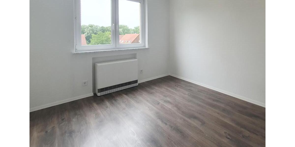 Etagenwohnung Mainleus - 3 Zimmer, 76 m&sup2;, 555&euro; | Angebot:25783378