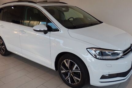 VW Touran 68.150 km 25.999 &euro; Ahorntal 95491