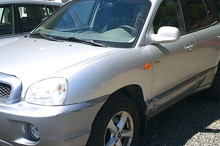 Hyundai SANTA FE 228.000 km 1.950 &euro; Bad Berneck 95460