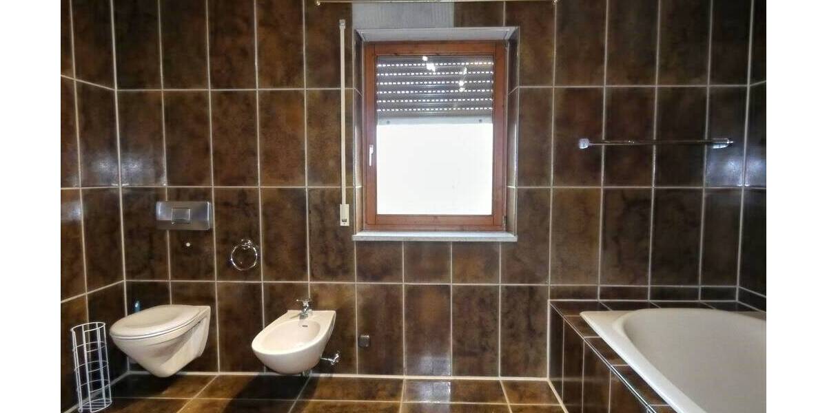 Einfamilienhaus Auerbach - 9 Zimmer, 264 m&sup2;, 599.000&euro; | Angebot:26276316