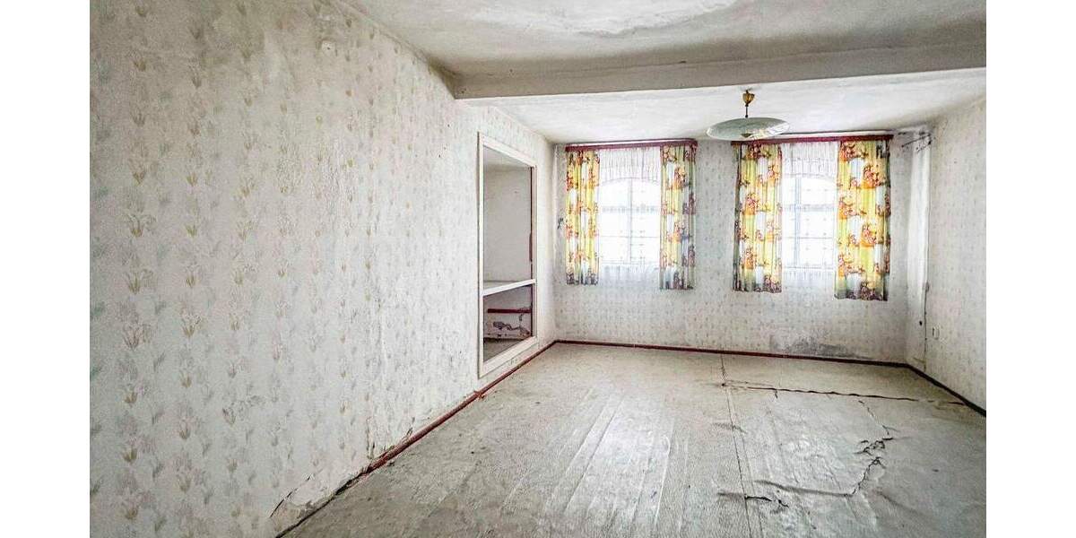 Mehrfamilienhaus, Wohnhaus Königsfeld - 1 Zimmer, 284 m&sup2;, 49.000&euro; | Angebot:25930755