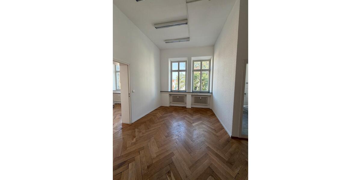Etagenwohnung Bayreuth City - 3 Zimmer, 63 m&sup2;, 950&euro; | Angebot:27549668